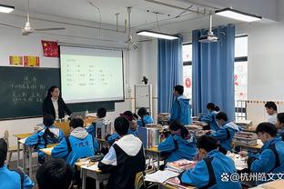 记者：莫里巴正与赫塔费深入商谈加盟事宜